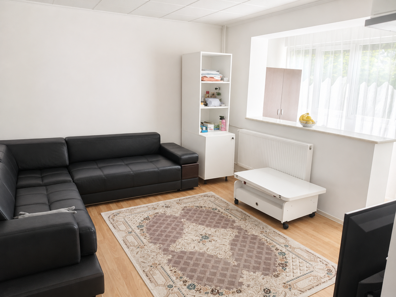 Drumul Taberei, apartament 3 camere, 63 mp, etaj 3, metrou Raul Doamnei.