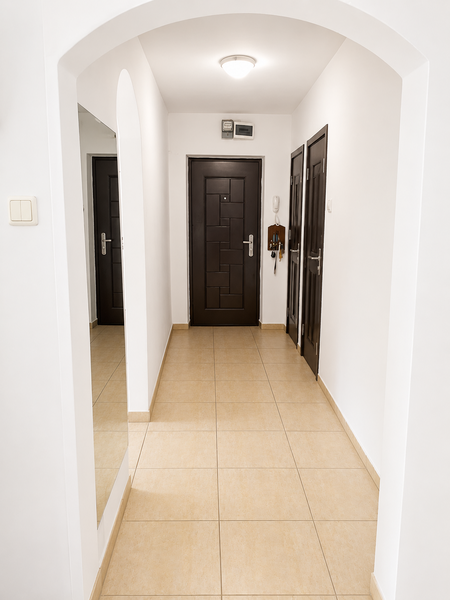 Drumul Taberei, apartament 3 camere, 63 mp, etaj 3, metrou Raul Doamnei.